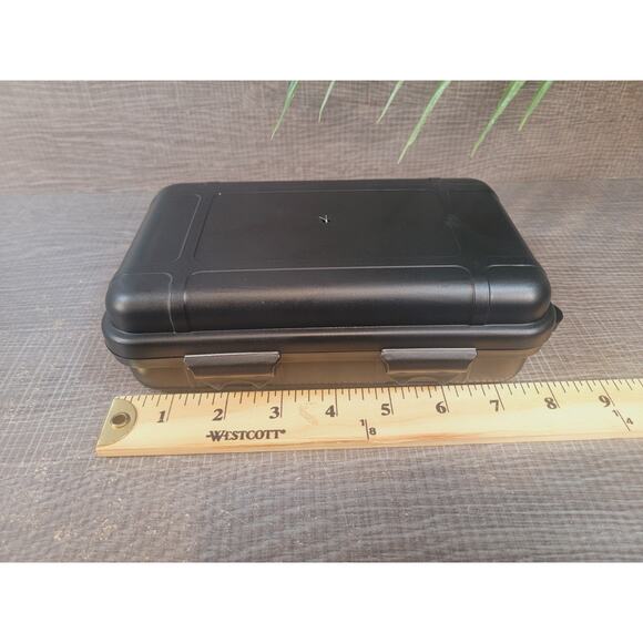 19 in 1 Outdoor Survival Tactical Kit with Multifunction Keychain Light - US - Picture 9 of 14